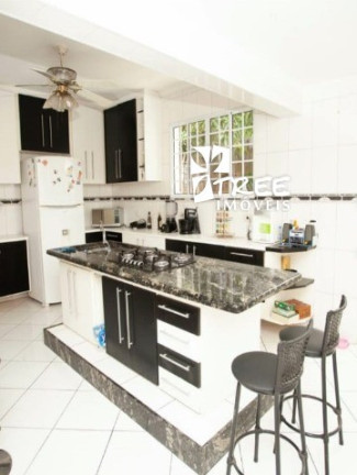 Imagem Casa com 3 Quartos à Venda, 227 m² em Jardim Cumbica - Guarulhos Imagem Casa com 3 Quartos à Venda, 227 m² em Jardim Cumbica - Guarulhos