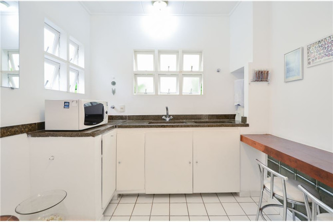 Imagem Casa com 2 Quartos à Venda, em Vila Sônia - São Paulo Imagem Casa com 2 Quartos à Venda, em Vila Sônia - São Paulo