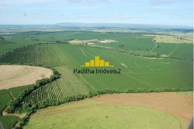 Imagem Fazenda à Venda, 530 m² em Centro - Piumhi Imagem Fazenda à Venda, 530 m² em Centro - Piumhi