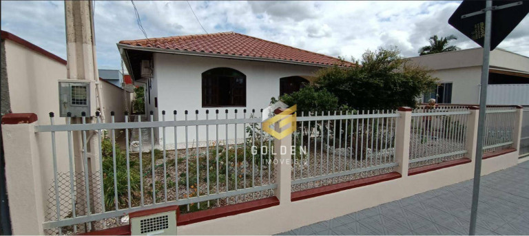 Imagem Casa com 3 Quartos à Venda, 105 m² em Centro - Tijucas Imagem Casa com 3 Quartos à Venda, 105 m² em Centro - Tijucas