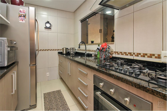 Imagem Casa com 3 Quartos à Venda, em Hípica - Porto Alegre Imagem Casa com 3 Quartos à Venda, em Hípica - Porto Alegre