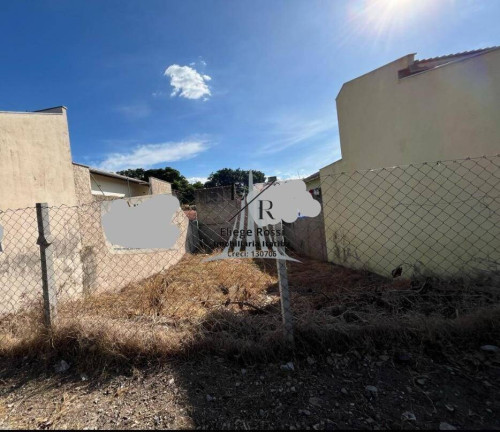 Terreno à Venda, 250 m² em Jardim México - Itatiba