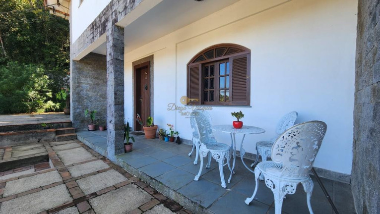 Imagem Casa com 5 Quartos à Venda, 190 m² em Panorama - Teresópolis Imagem Casa com 5 Quartos à Venda, 190 m² em Panorama - Teresópolis
