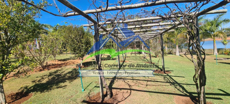 Imagem Chácara com 5 Quartos à Venda, 1 m² em Bairro Pinhal - Piracaia Imagem Chácara com 5 Quartos à Venda, 1 m² em Bairro Pinhal - Piracaia