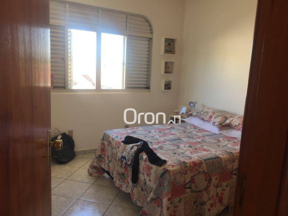 Imagem Sobrado com 4 Quartos à Venda, 244 m² em Jardim Europa - Goiânia Imagem Sobrado com 4 Quartos à Venda, 244 m² em Jardim Europa - Goiânia