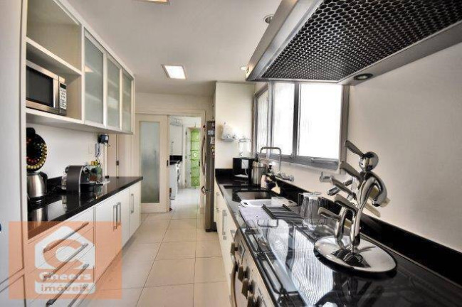 Imagem Cobertura com 3 Quartos à Venda, 181 m² em Moema - São Paulo