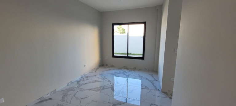 Imagem Casa com 3 Quartos à Venda, 102 m² em Cajuru - Curitiba