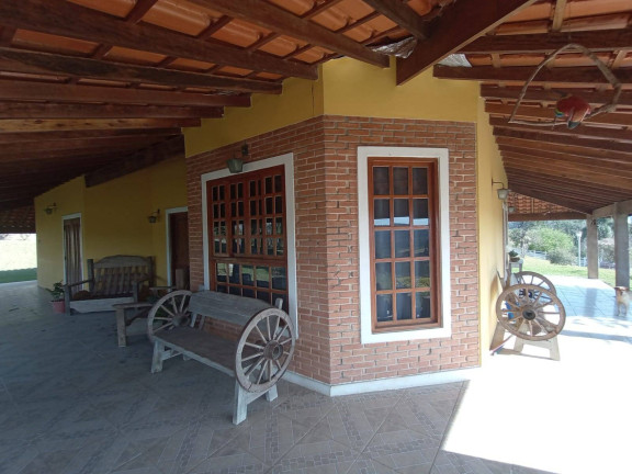 Imagem Chácara com 4 Quartos à Venda, 12.000 m² em Ortizes - Piedade