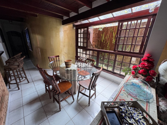 Imagem Sobrado com 5 Quartos à Venda, 360 m² em Martim De Sa - Caraguatatuba