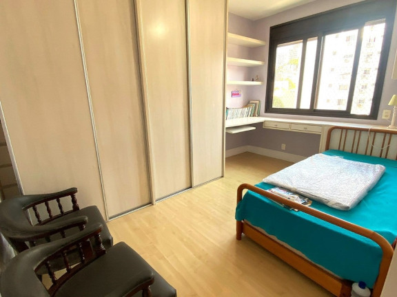 Imagem Imóvel com 3 Quartos à Venda,  em Rio Branco - Porto Alegre