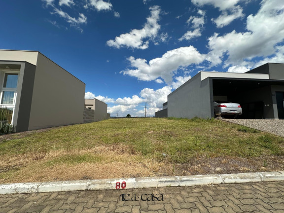 Terreno à Venda, 321 m² em Conventos - Lajeado