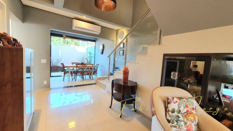 Imagem Casa de Condomínio com 3 Quartos à Venda, 145 m² em Chácaras Silvania - Valinhos