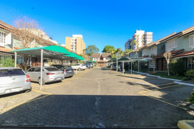 Imagem Casa com 2 Quartos à Venda, 79 m² em Tristeza - Porto Alegre