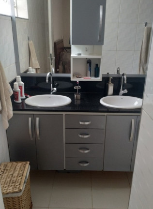 Imagem Casa com 3 Quartos para Alugar, 230 m² em Granja Julieta - São Paulo