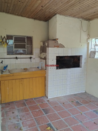 Casa com 3 Quartos para Alugar, 150 m² em Centro - Tapes