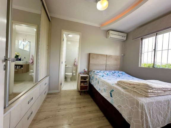 Imagem Apartamento com 1 Quarto à Venda, 32 m² em Santo Antônio - Porto Alegre Imagem Apartamento com 1 Quarto à Venda, 32 m² em Santo Antônio - Porto Alegre
