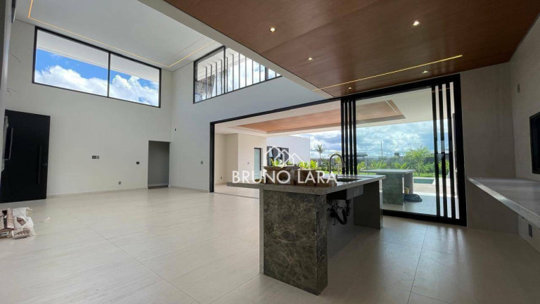 Imagem Casa com 4 Quartos à Venda, 312 m² em Condomínio Gran Royalle Betim - Betim Imagem Casa com 4 Quartos à Venda, 312 m² em Condomínio Gran Royalle Betim - Betim