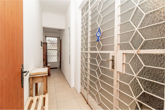 Imagem Casa com 3 Quartos à Venda, em Petrópolis - Porto Alegre Imagem Casa com 3 Quartos à Venda, em Petrópolis - Porto Alegre