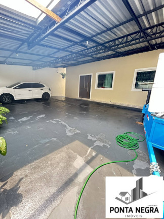 Casa com 4 Quartos à Venda, 229 m² em Flores - Manaus
