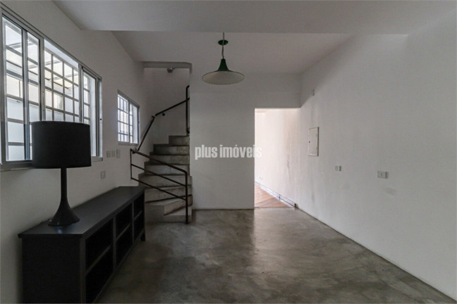 Imagem Casa com 2 Quartos à Venda, 180 m² em Vila Madalena - São Paulo Imagem Casa com 2 Quartos à Venda, 180 m² em Vila Madalena - São Paulo