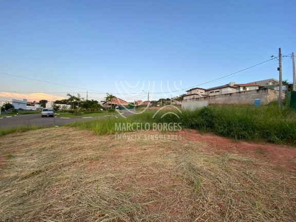 Imagem Terreno em Condomínio à Venda, 690 m² em Jardim Colonial - Atibaia