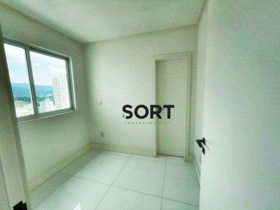 Imagem Cobertura com 3 Quartos à Venda, 164 m² em Centro - Balneário Camboriú