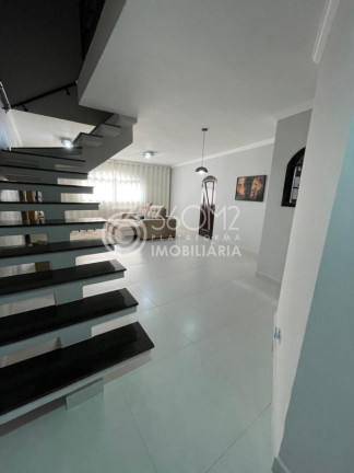 Imagem Casa com 3 Quartos à Venda, 263 m² em Jardim Rina - Santo André Imagem Casa com 3 Quartos à Venda, 263 m² em Jardim Rina - Santo André