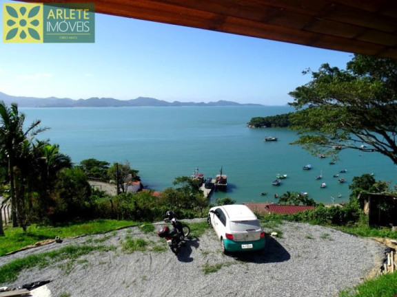 Imagem Casa com 2 Quartos para Alugar ou Temporada, 70 m² em Araça - Porto Belo Imagem Casa com 2 Quartos para Alugar ou Temporada, 70 m² em Araça - Porto Belo