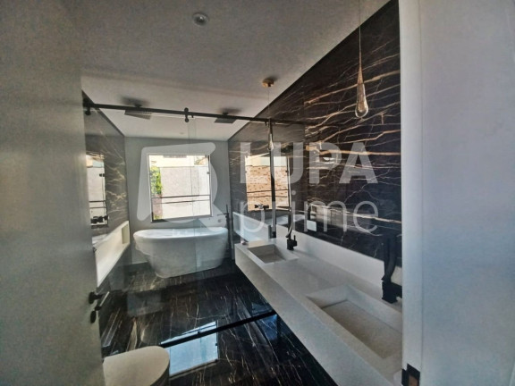 Imagem Casa com 3 Quartos à Venda, 550 m² em Vila Rosália - Guarulhos Imagem Casa com 3 Quartos à Venda, 550 m² em Vila Rosália - Guarulhos