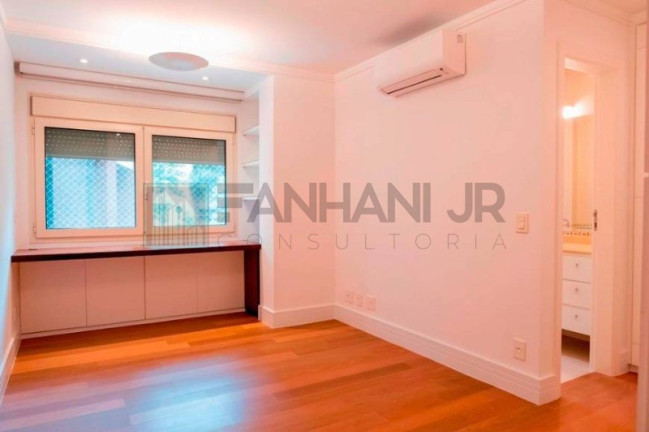 Imagem Imóvel com 3 Quartos à Venda, 306 m² em Jardim Paulistano - São Paulo