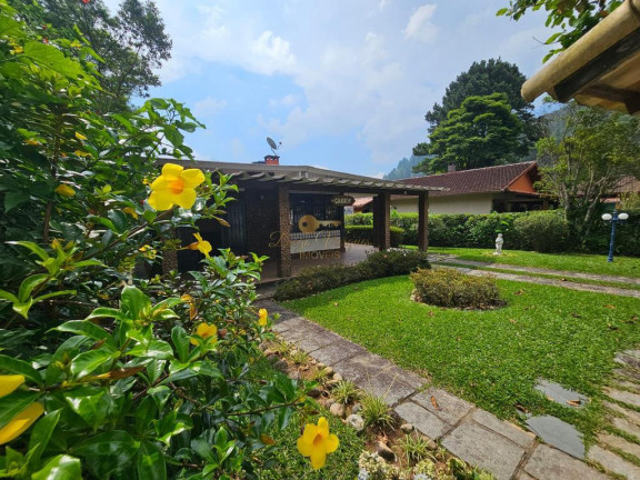 Imagem Casa com 3 Quartos à Venda, 883 m² em Carlos Guinle - Teresópolis Imagem Casa com 3 Quartos à Venda, 883 m² em Carlos Guinle - Teresópolis