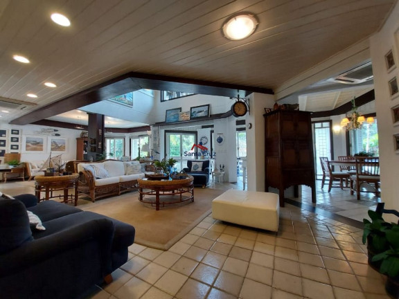 Imagem Sobrado com 6 Quartos à Venda, em Jurerê Internacional - Florianópolis Imagem Sobrado com 6 Quartos à Venda, em Jurerê Internacional - Florianópolis