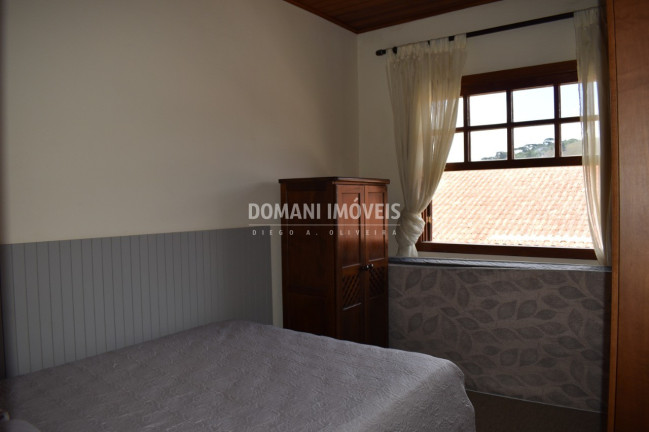 Imagem Imóvel com 2 Quartos à Venda, 48 m² em Região Da Floresta Negra - Campos Do Jordão Imagem Imóvel com 2 Quartos à Venda, 48 m² em Região Da Floresta Negra - Campos Do Jordão