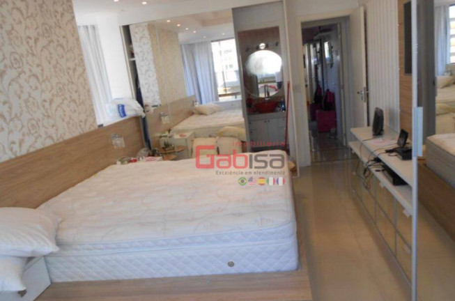 Imagem Cobertura com 3 Quartos à Venda, 197 m² em Braga - Cabo Frio