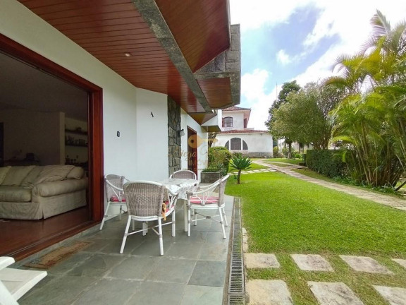 Imagem Casa com 6 Quartos à Venda, 212 m² em Alto - Teresópolis Imagem Casa com 6 Quartos à Venda, 212 m² em Alto - Teresópolis