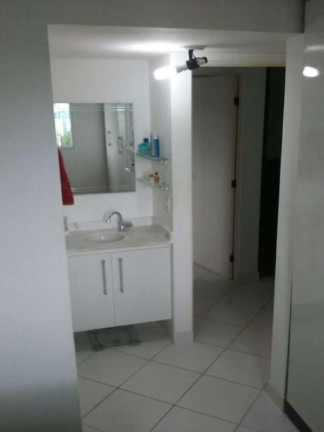 Imagem Apartamento com 2 Quartos à Venda, 68 m² em Cabula - Salvador