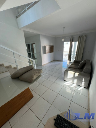 Imagem Casa com 3 Quartos à Venda, 170 m² em Itapebussu - Guarapari