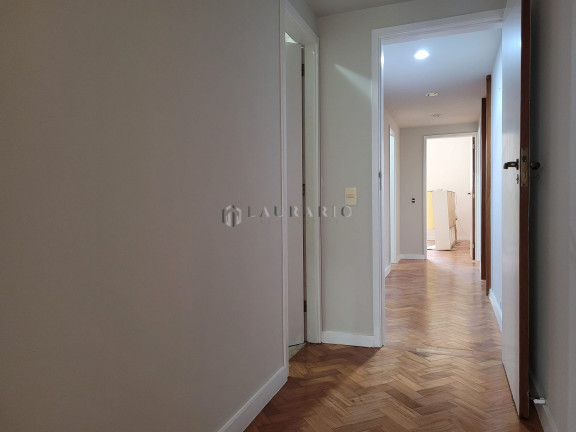 Imagem Apartamento com 3 Quartos à Venda, 201 m² em Copacabana - Rio De Janeiro