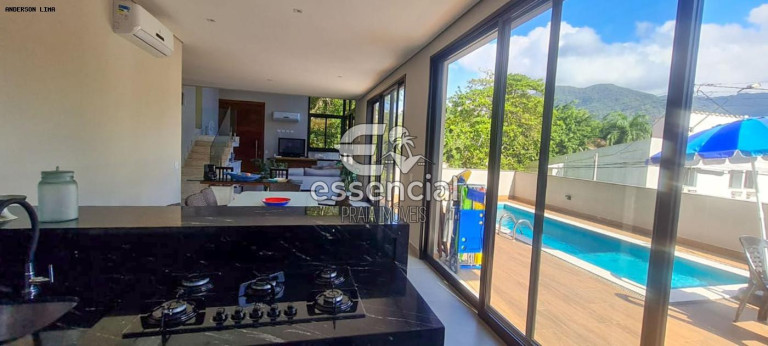 Imagem Casa com 4 Quartos à Venda, 230 m² em Praia Da Lagoinha - Ubatuba Imagem Casa com 4 Quartos à Venda, 230 m² em Praia Da Lagoinha - Ubatuba