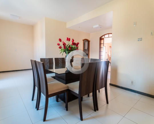 Imagem Casa com 3 Quartos à Venda, 435 m² em Vila Santa Maria - Montes Claros Imagem Casa com 3 Quartos à Venda, 435 m² em Vila Santa Maria - Montes Claros