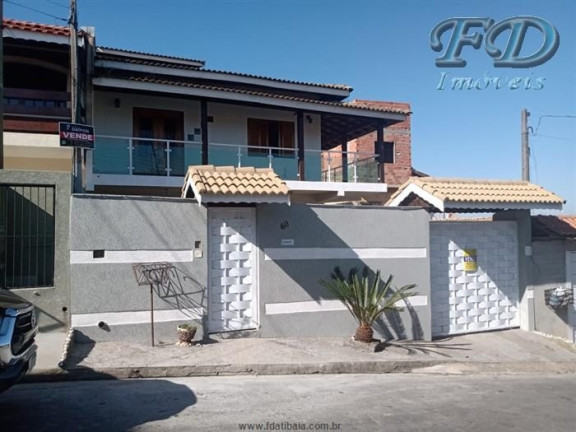 Imagem Casa com 3 Quartos à Venda, 250 m² em Terra Preta - Mairiporã Imagem Casa com 3 Quartos à Venda, 250 m² em Terra Preta - Mairiporã