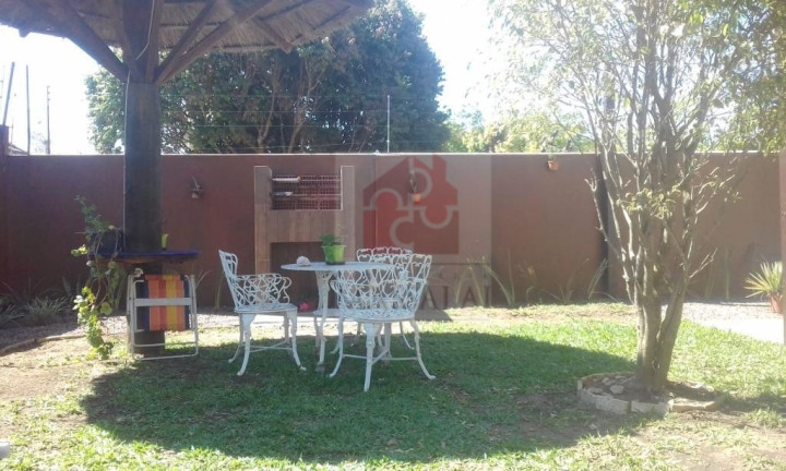 Imagem Casa com 3 Quartos à Venda, 200 m² em Centro - Alegrete Imagem Casa com 3 Quartos à Venda, 200 m² em Centro - Alegrete