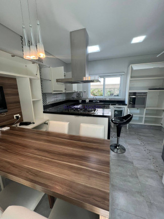 Imagem Casa com 4 Quartos à Venda, 450 m² em Alphaville - Santana De Parnaíba Imagem Casa com 4 Quartos à Venda, 450 m² em Alphaville - Santana De Parnaíba