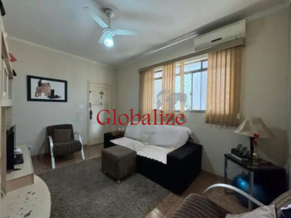 Imóvel com 2 Quartos à Venda, 75 m² em Embaré - Santos