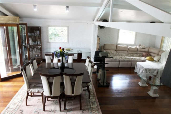 Imagem Casa com 3 Quartos à Venda, 580 m² em Vila Santo Antônio - Cotia Imagem Casa com 3 Quartos à Venda, 580 m² em Vila Santo Antônio - Cotia
