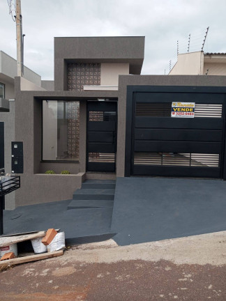 Casa com 3 Quartos à Venda, 150 m² em Jardim Santa Alice - Arapongas