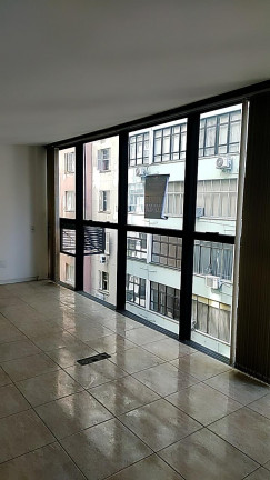 Imagem Sala Comercial à Venda, 32 m² em Centro Histórico - Porto Alegre Imagem Sala Comercial à Venda, 32 m² em Centro Histórico - Porto Alegre
