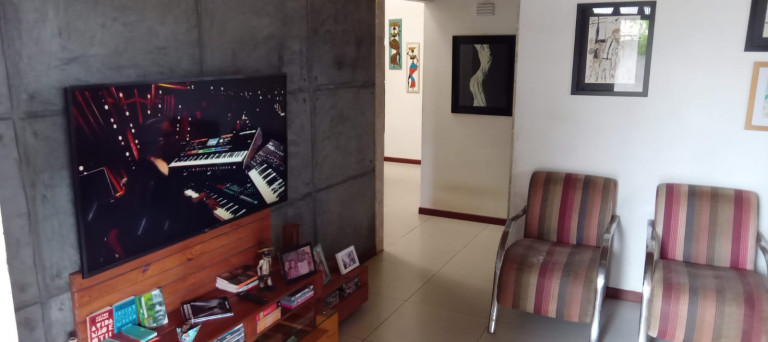 Imagem Casa com 3 Quartos à Venda, 258 m² em Caji - Lauro De Freitas Imagem Casa com 3 Quartos à Venda, 258 m² em Caji - Lauro De Freitas
