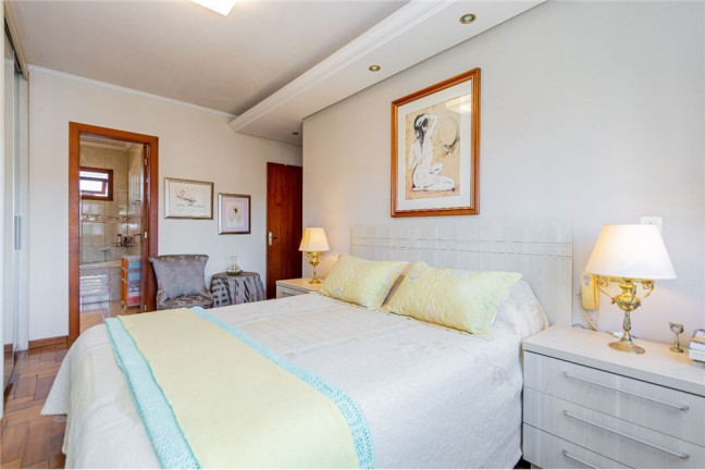 Imagem Apartamento com 3 Quartos à Venda, 150 m² em Jardim Planalto - Porto Alegre