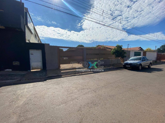 Casa à Venda, 182 m² em Vila Bandeirante - Campo Grande